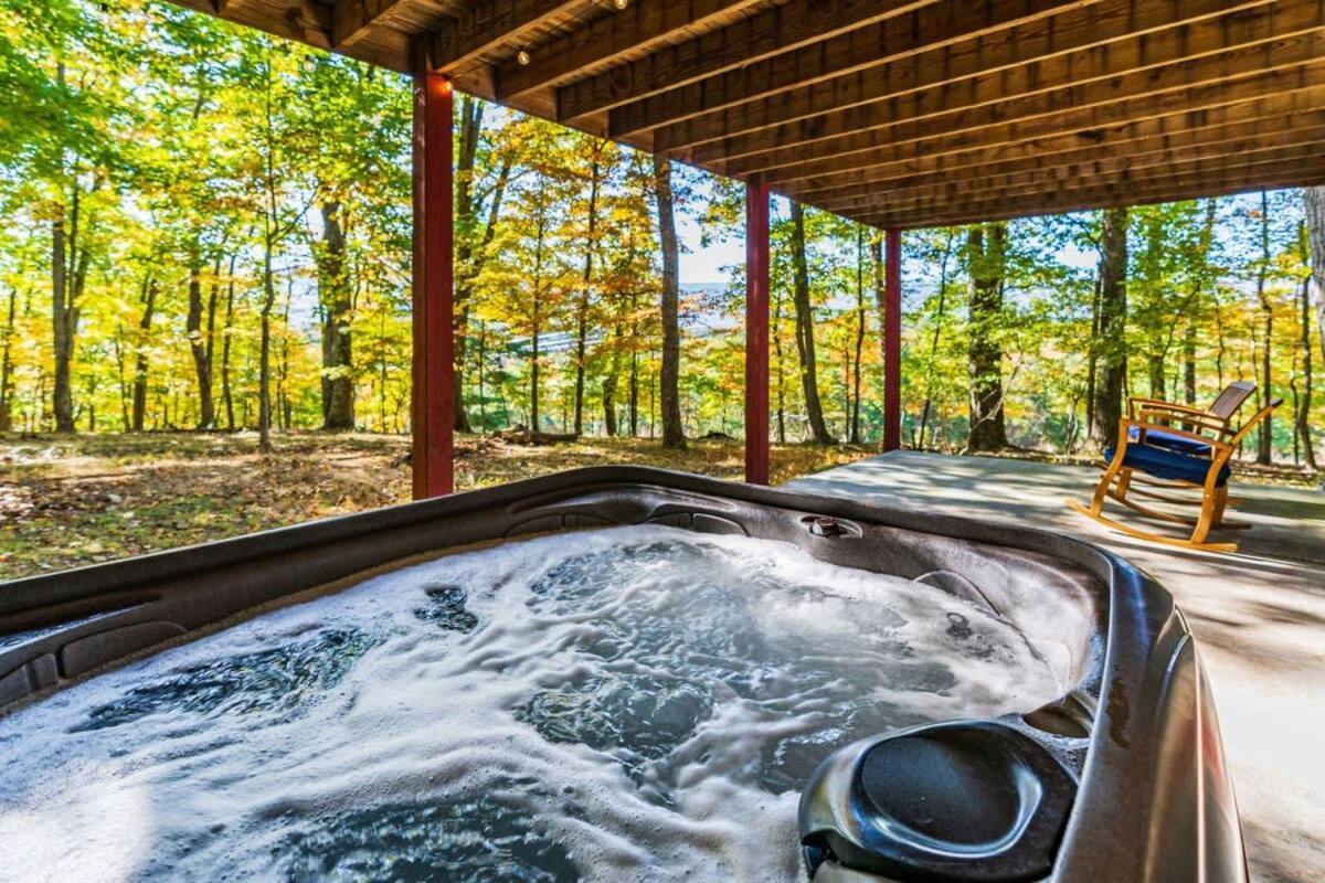 Hot Tub, Large Deck, Wifi, Fire Pit At Chalet Cabin Morton Grove エクステリア 写真
