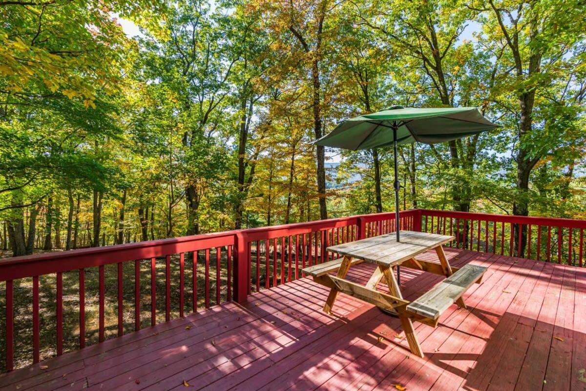 Hot Tub, Large Deck, Wifi, Fire Pit At Chalet Cabin Morton Grove エクステリア 写真